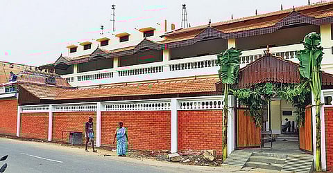 கும்பகோணத்தில் 473 ஆண்டுகள் பழமையான ராஜவேத காவிய பாடசாலை புதுப்பித்து இன்று திறப்பு