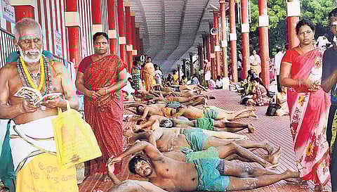 திருச்செந்தூரில் சஷ்டி விழா தொடக்கம்