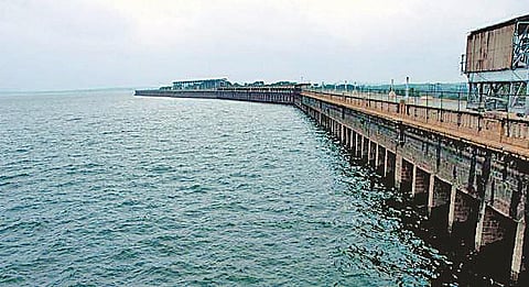 காவிரி நீர்ப்பிடிப்பு பகுதிகளில் கனமழை: கிருஷ்ணராஜ சாகர் அணை நீர்மட்டம் 113 அடியாக உயர்வு - தமிழகத்துக்கு 3,000 கன அடி நீர் திறப்பு