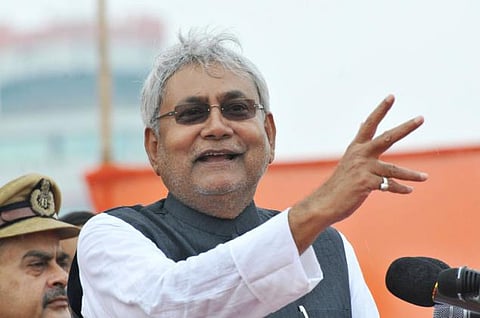 பிஹார் முதல்வராக நிதிஷ் இன்று பதவியேற்பு