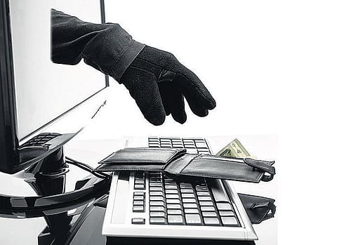 இணையத்திலும் பணம் பறிபோகும்