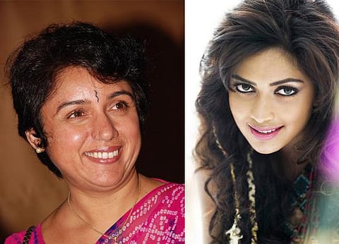 தனுஷ் தயாரிக்கும் ரீமேக் படத்தில் அமலா பால் - ரேவதி