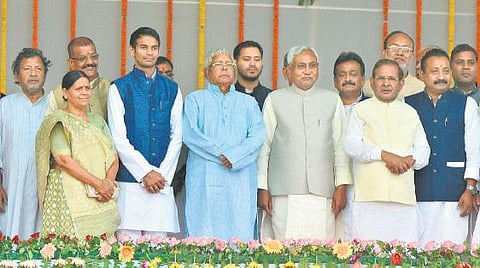 பிஹார் சுட்டும் அரசியல் வெற்றிடம்!