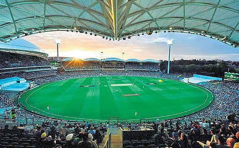 பகலிரவு டெஸ்ட் தொடங்கியது: நியூஸிலாந்து 202 ரன்னில் சுருண்டது