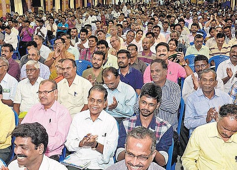 ஹார்வர்டு பல்கலைக்கழகத்தில் தமிழ் இருக்கை தொடங்க ரூ.40 கோடி தேவை: அனைவரும் தாராளமாக உதவ வேண்டும்- உயர் நீதிமன்ற நீதிபதி என்.கிருபாகரன் வேண்டுகோள்