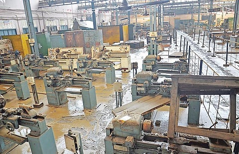 எங்கள் இழப்புகளுக்கு யார் பொறுப்பு?