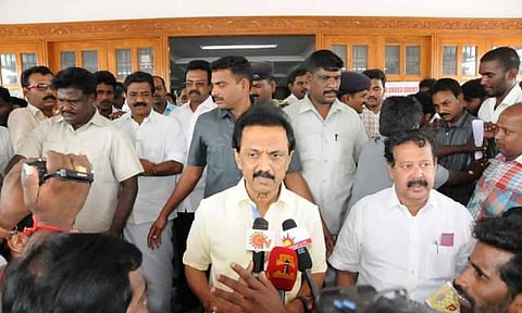 திமுக ஆட்சிக்கு வந்தால் அரசு ஊழியர் பிரச்சினைக்கு உடனடித் தீர்வு: ஸ்டாலின் உறுதி