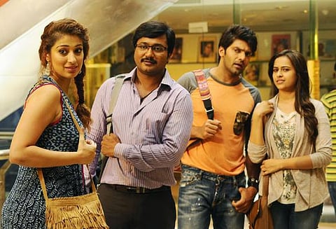 முதல் பார்வை: பெங்களூர் நாட்கள் - சுவையிழந்த அனுபவம்