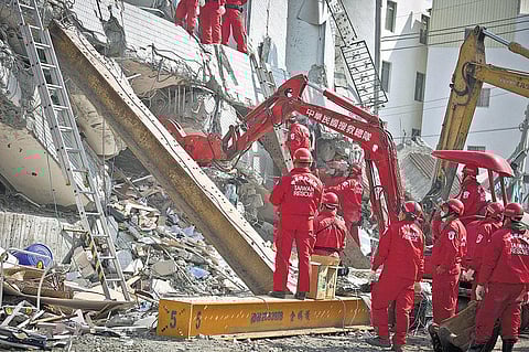 தைவான் நிலநடுக்க பலி 36 ஆக உயர்வு: 2 நாட்களுக்குப் பிறகு 2 பேர் உயிருடன் மீட்பு