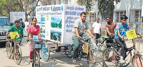நீர்நிலை ஆக்கிரமிப்புகளை அகற்ற வலியுறுத்தி சென்னையை நோக்கி மிதிவண்டி பிரச்சாரம்