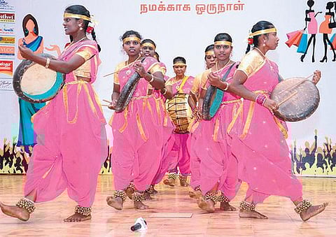 வாசிகள் கொண்டாட்டம்: திருக்குறளின் இனிமை