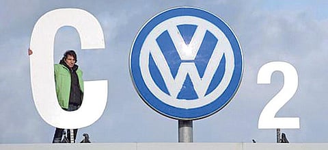 இந்தியாவிலும் புகை மோசடி: ஃபோக்ஸ்வேகன் மீது பிடி இறுகுகிறது