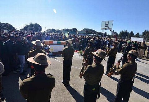 காஷ்மீரில் 3 நாள் என்கவுன்ட்டர் முடிந்தது: 3 தீவிரவாதிகளும் சுட்டுக் கொலை