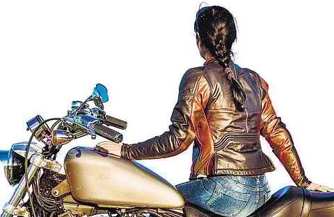 தன்னிகரற்ற தமிழகம்! - சிலிர்ப்பூட்டும் சாகசப் பயணம்: ஈஷா குப்தா@இந்திய சாலைகள்