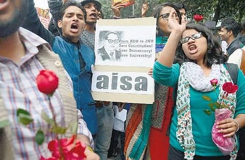 கலைப் படிப்புகள் புரட்சியை ஏற்படுத்தக்கூடியவை