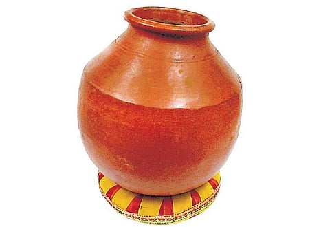 குழந்தைப் பாடல்: மண் பானை!