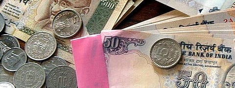 சில்லறை பிரச்சினைக்கு தீர்வு: மாணவர்களின் அசத்தல் ஆப் முயற்சி