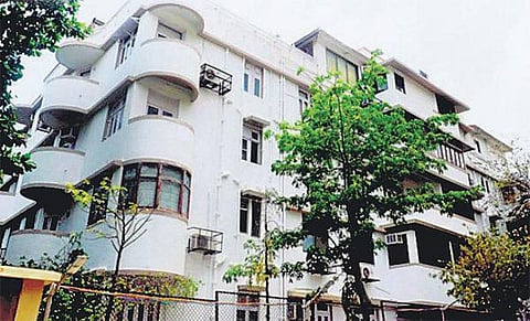 ஷீனா போரா கொலை வழக்கு: நீதிமன்ற செலவுக்காக வீட்டை விற்க பீட்டர் முகர்ஜி முடிவு