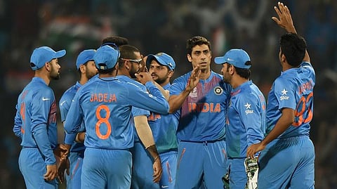 அரையிறுதிக்கு முன்னேறுவது யார்? - இந்தியா-ஆஸ்திரேலியா இன்று பலப்பரீட்சை