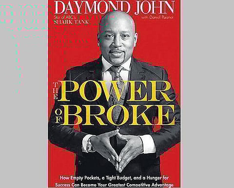 வணிக நூலகம்: வெறும் கை மட்டும் போதுமே, முழம் போட...