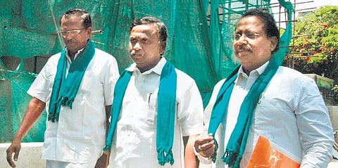 மேகேதாட்டுவில் அணை கட்டுவதற்கு எதிராக போராட்டம்: அதிமுகவிடம் ஆதரவு கோரியது விவசாயிகள் சங்கம்