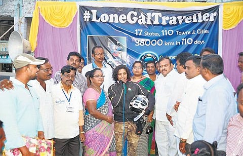 அதிசயங்களை நிகழ்த்திய ஆந்திர பிரதேசம்: ஈஷா குப்தா @ இந்திய சாலைகள்