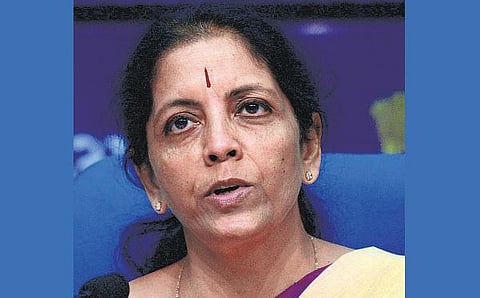 ஏற்றுமதியை அதிகரிக்க சிறப்புப் பொருளாதார மண்டலங்கள் மறுசீரமைக்கப்படும்: நிர்மலா சீதாராமன் உறுதி