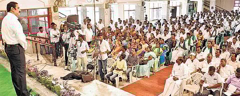 தமிழக தேர்தல் ஆணையம் நடுநிலையோடு செயல்படவில்லை: அன்புமணி ராமதாஸ் குற்றச்சாட்டு