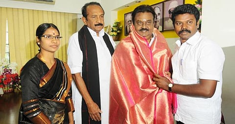 தாராபுரத்தில் நாகை திருவள்ளுவன்: பல்லாவரத்தில் வீரலட்சுமி மதிமுக சின்னத்தில் போட்டி