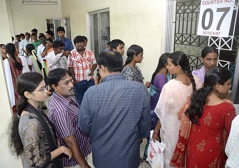 மே 9 முதல் மருத்துவ படிப்புக்கான விண்ணப்பம் விநியோகம்