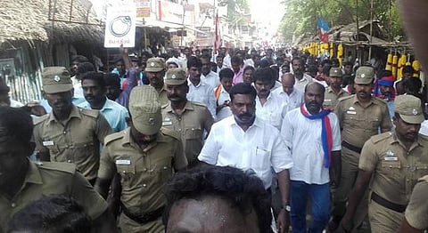 காட்டுமன்னார் கோவிலில் திருமாவளவன் வேட்புமனு தாக்கல்