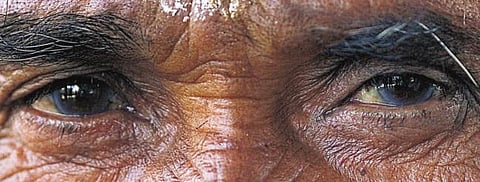 யார் கையில் இருக்கிறது தமிழ்நாட்டு அரசியல்?