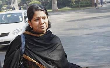 மணல் கொள்ளை தடுக்கப்படும்: கனிமொழி உறுதி