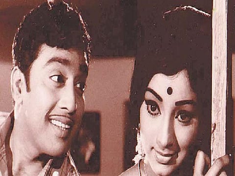 திரையில் மிளிரும் வரிகள் 12: எல்லைக் கோடுகளைத் தகர்த்தெறிந்த இசை!