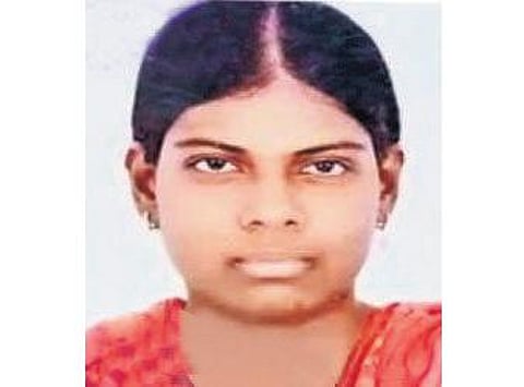 துபாயில் வீட்டு வேலை செய்துவந்த தெலங்கானா இளம்பெண் படுகொலை? - விசாரிக்கும்படி வெளியுறவுத் துறையிடம் வலியுறுத்தல்