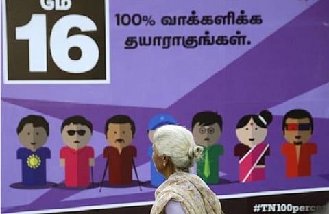 இலவசங்களை தடுக்கத் தவறியதாக தேர்தல் ஆணையத்துக்கு சென்னை வழக்கறிஞர் அவமதிப்பு நோட்டீஸ்