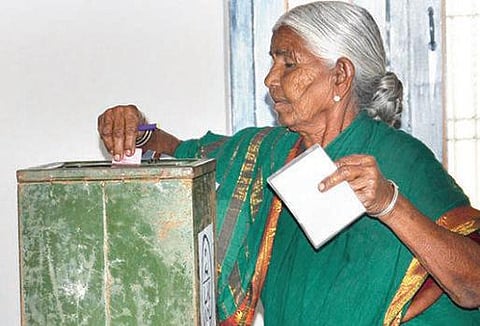 உன்னுடைய ஒரு ரூபாய் நோட்டும் ஓர் ஓட்டும் கொடு..!