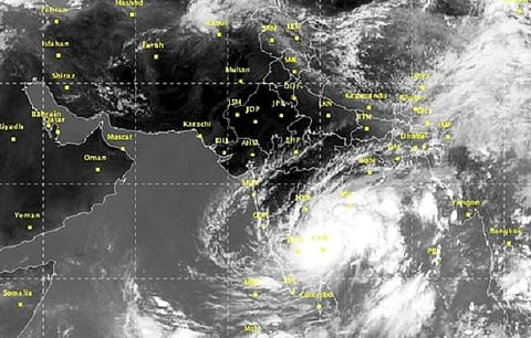வானிலை முன்னறிவிப்பு: புயலால் தமிழகத்துக்கு குறிப்பிடத்தக்க பாதிப்பு இல்லை