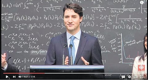 வீடியோ புதிது: குவாண்டம் கணினி விளக்கம்