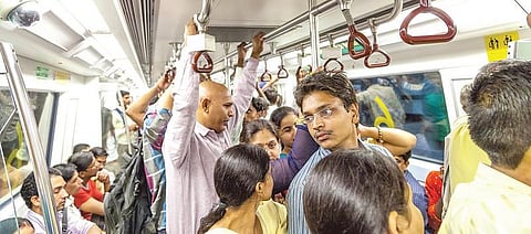 என் பாதையில்: பயணத்திலும் பாதுகாப்பு இல்லையே!