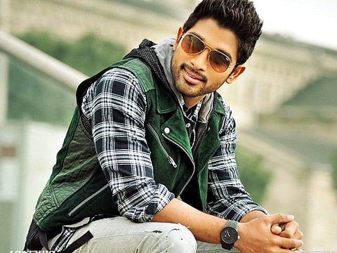 கோயில் லிஃப்டில் மாட்டிக்கொண்ட அல்லு அர்ஜூன்!