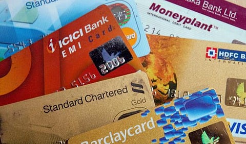 கிரடிட், டெபிட் கார்டு மூலம் ரயில் டிக்கெட் முன்பதிவுக்கு சேவை கட்டணம் ரத்து