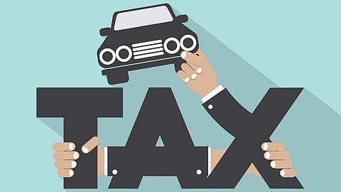 கார் வாங்கினாலும் வரி, விற்றாலும் வரி! - குழப்பத்தில் தவிக்கும் டீலர்கள்