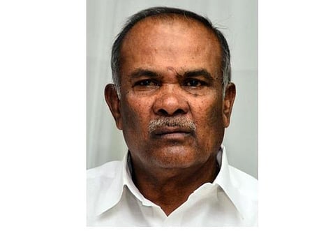 வாக்கு எண்ணிக்கை தொடர்பான விவரங்களை அளிக்க வேண்டும்: தேர்தல் அதிகாரியிடம் அப்பாவு மனு