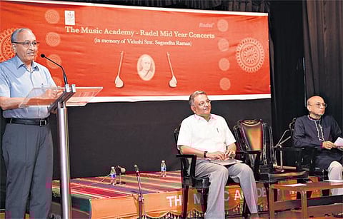 இளம் கலைஞர்களை ஊக்குவிக்க வருடத்தின் மத்தியில் இசை நிகழ்ச்சிகள்: மியூசிக் அகாடமி தலைவர் என்.முரளி தகவல்