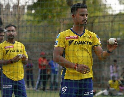 தோனி என் மீது வைத்த நம்பிக்கையை டெல்லி அணி வைக்கவில்லை: பவன் நேகி ஆதங்கம்