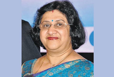 சக்தி வாய்ந்த பெண்களில் அருந்ததி பட்டாச்சார்யா