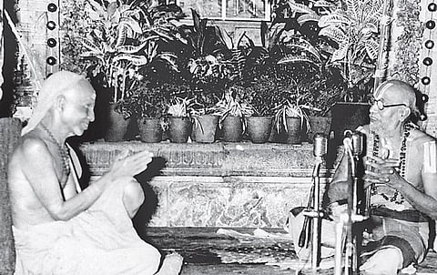 தெய்வத்தின் குரல்: தேவர்கள் - அவதார புருஷர்கள்