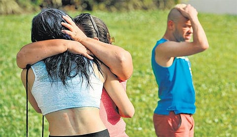 அமெரிக்க கேளிக்கை விடுதியில் தீவிரவாதி தாக்குதலில் 50 பேர் பலி