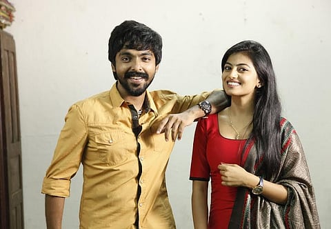 முதல் பார்வை: எனக்கு இன்னொரு பேர் இருக்கு - இன்னொரு லொள்ளு சபா!